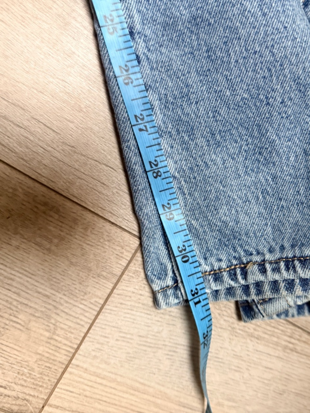 Levi’s Cinch Barrel Jeans size 29 - Picture 3 of 7